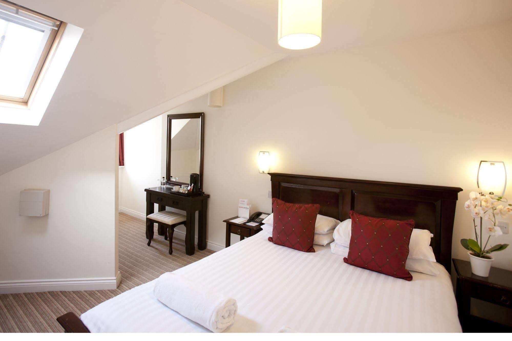 בורנמות' Park Central Hotel מראה חיצוני תמונה